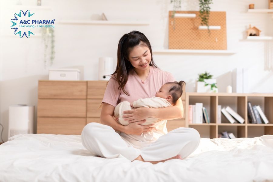 Phụ nữ có thai hoặc đang cho con bú nên tham khảo ý kiến bác sĩ khi uống collagen